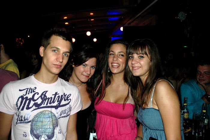 party09_15